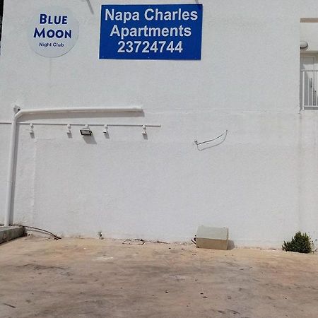 Napa Charles Apts Ajía Nápa Eksteriør bilde