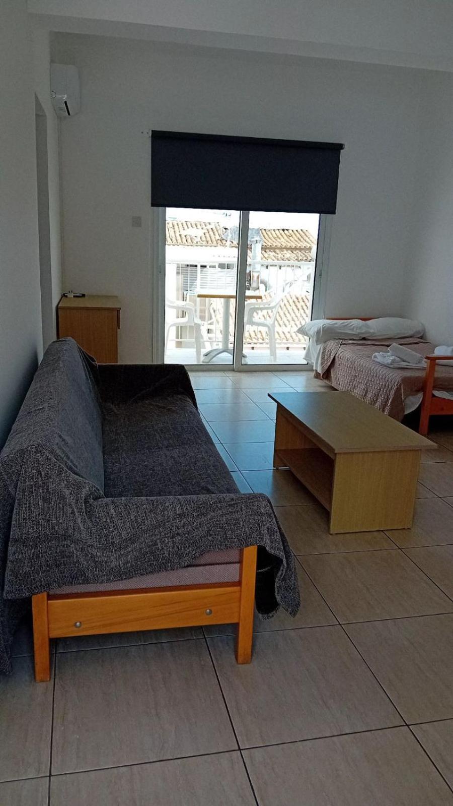 Napa Charles Apts Ajía Nápa Eksteriør bilde